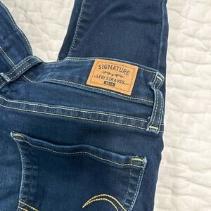 Levi Strauss Signature mid rise skinny 30x32